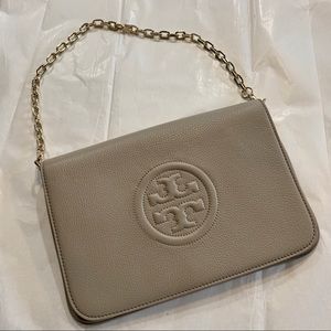 NWOT! Tory Burch Bombe Convertible Clutch